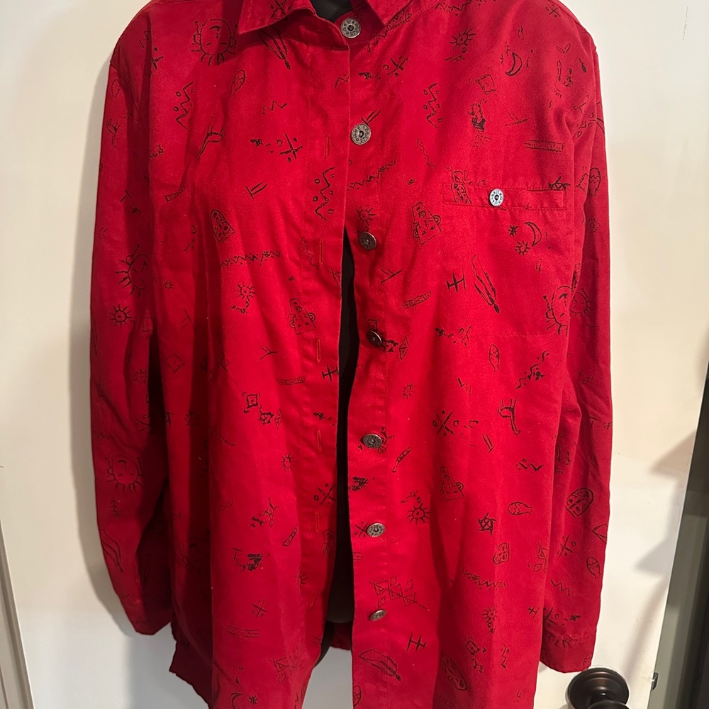 4/$16 Chicos Womens Red Button-Up Shirt with Black Abstract Print